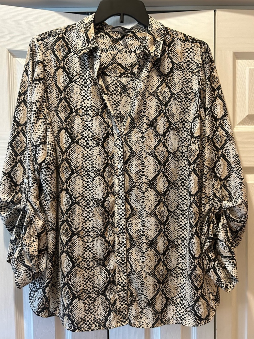 Snake Print Roll-Sleeve Button-Up Blouse - Black & Cream